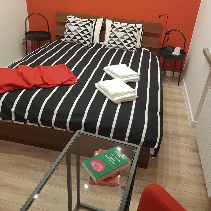 Red Rose Apartament -Parking -Taras- Faktura Vat Κίελτσε Εξωτερικό φωτογραφία